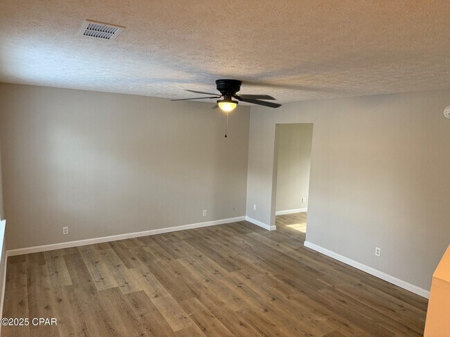 Photo - 101 Downing St Unidad F