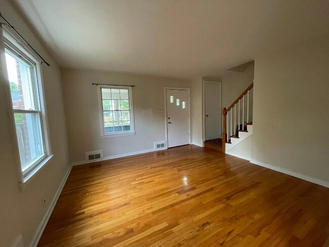 Photo - 5937 Monticello Rd