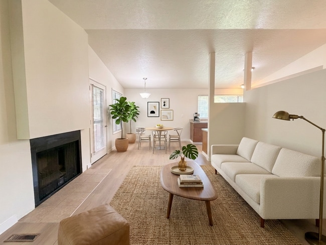 One Month Free! Nice Lake Oswego 2 Bed Condo, Great Storage, Pool, Most Utilities Included! - One Month Free! Nice Lake Oswego 2 Bed Condo, Great Storage, Pool, Most Utilities Included!