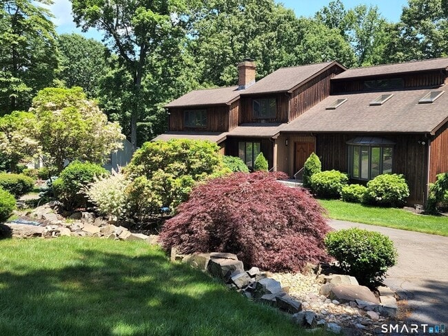 Building Photo - 925 Dunbar Hill Rd
