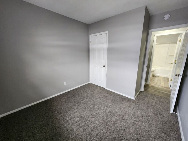 Photo - 2715 Farragut Pl