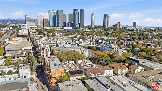 Photo - 1820 Prosser Ave