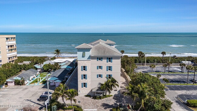 Building Photo - 1725 N Hwy A1A Unit 403 Rental