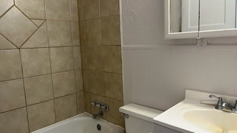 Photo - 210 W Kittyhawk Dr