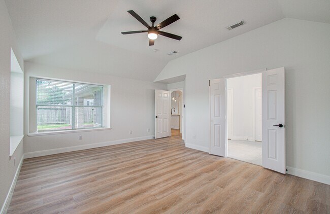 Photo - 2311 Meadow Briar Dr