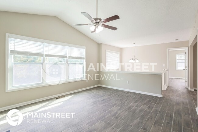 Photo - 214 S Red Oak Way