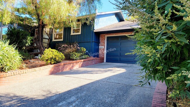 ~Stunning Remodeled 2 Bed/1 Bath Home in S... - ~Stunning Remodeled 2 Bed/1 Bath Home in S...