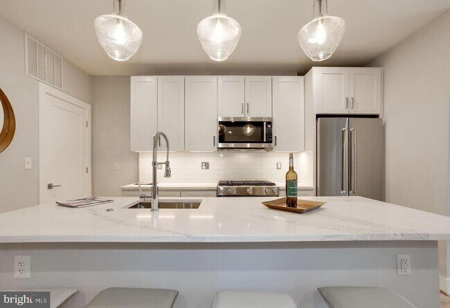 Photo - 1514 K St SE Unit 1