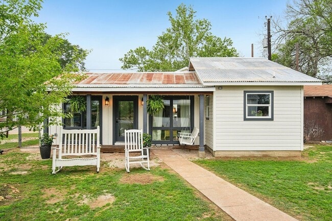 Building Photo - 801 Bishop St