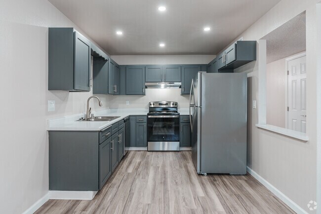 2BR, 1BA - 850SF - Kitchen - Bordeaux House Apartments