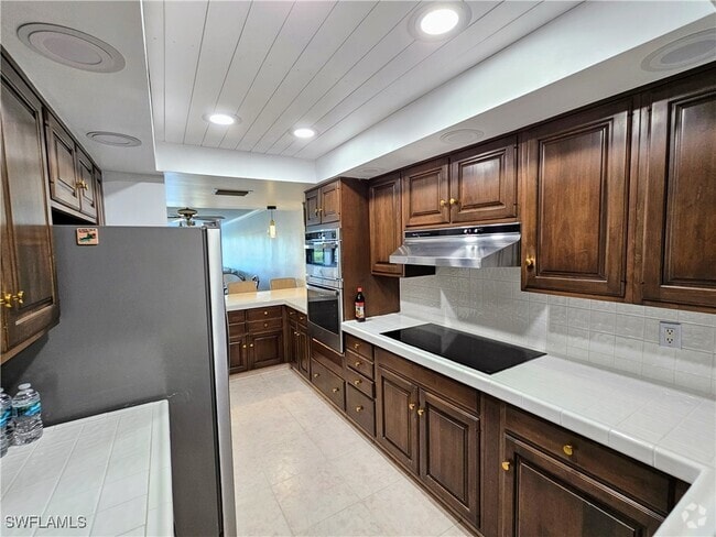 Building Photo - 5260 S Landings Dr Unit 407 Rental