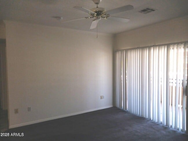 Photo - 5401 E Van Buren St Unidad 2042