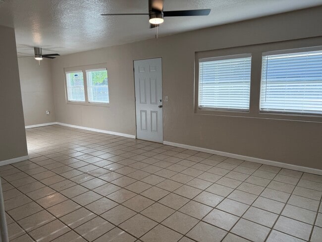 Photo - 1803 S 8th Ave