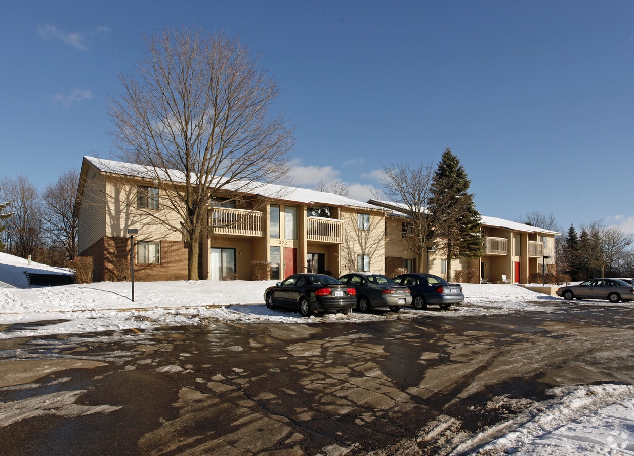 Photo - Maple Heights Apartments