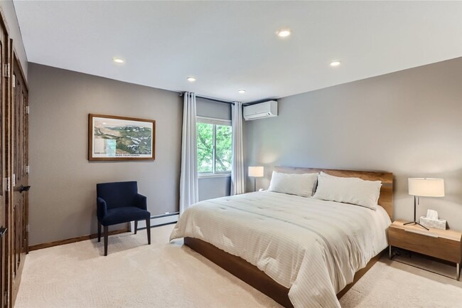 Photo - Cozy 2 BDR Home in Boulder with Hot Tub