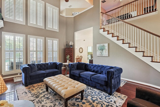 Building Photo - 2532 Hickory Ridge Dr Rental