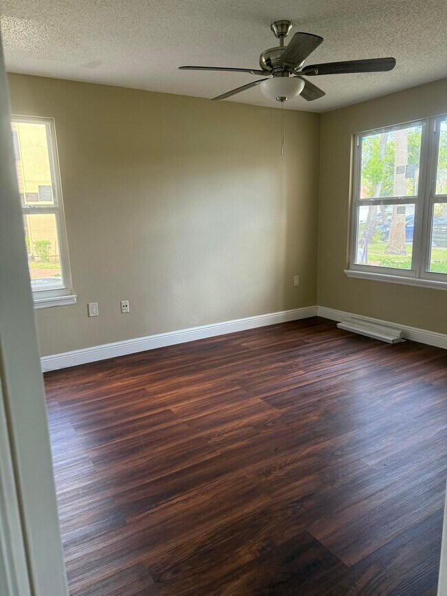 Photo - 2313 N Congress Ave Unidad 18