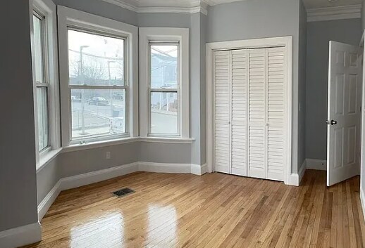 Photo - 30 Julian St Unidad 3