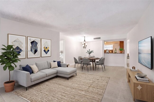 Photo - 4205 N University Dr Unit 303