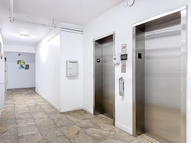 Photo - 5208 NE 24th Terrace Unit F-303