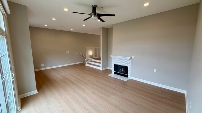Photo - 1043 Helen Ave