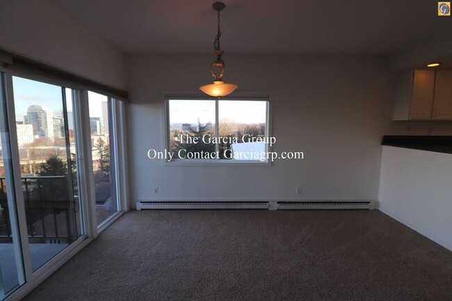 Photo - 1505A SW Hall St Condo