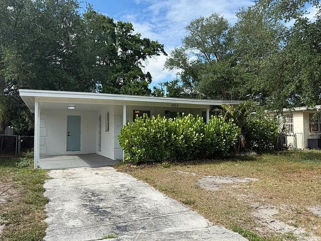 Building Photo - Prime Tampa Location | Charming 3BR Near Downtown & Airport