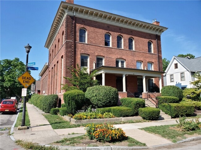 Building Photo - 94 Averill Ave