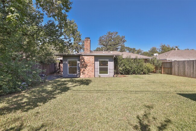 Photo - 4613 Libbey Dr