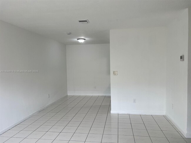 Photo - 5310 NW 22nd St Apartment Unit 5310
