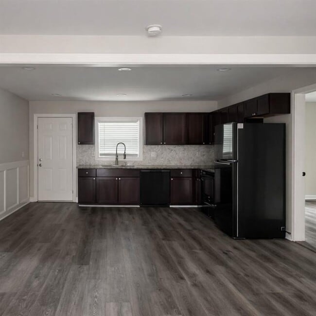 Photo - 16 Wadley St NW