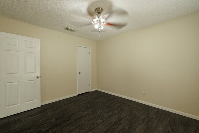 Photo - For Lease