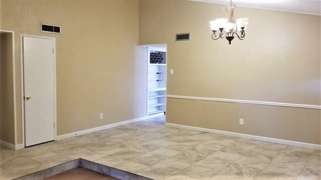 Photo - 1503 Camelia Dr