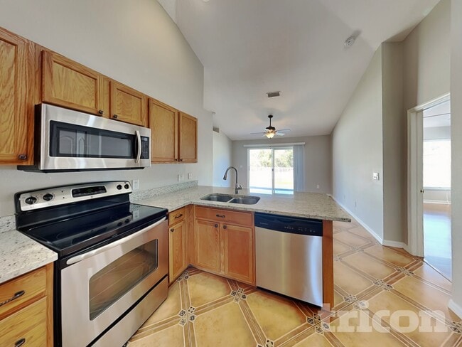 Photo - 30843 Birdhouse Dr