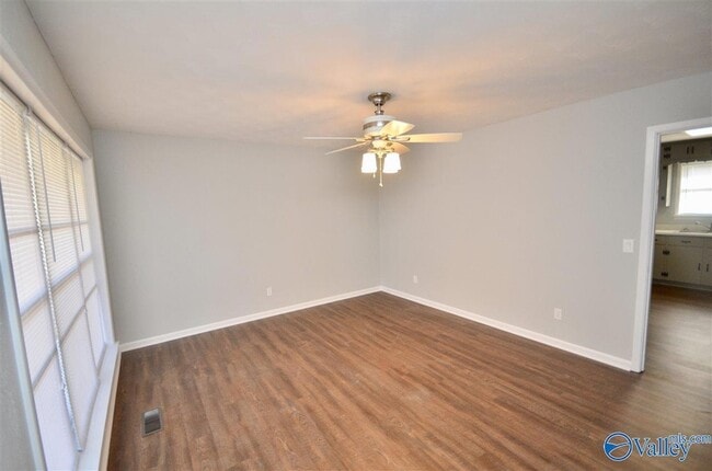 Photo - 804 Hodges St NW