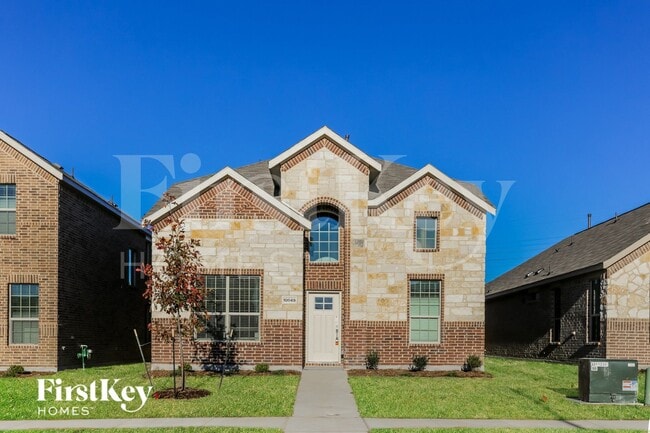 Building Photo - 10049 Elkhorn Dr
