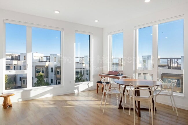 Building Photo - 52 Kirkwood Ave Unit 426