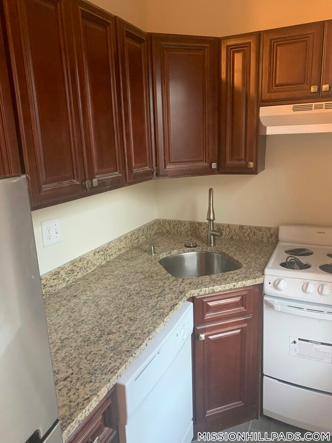 Photo - 16 Wait St Unidad 2F