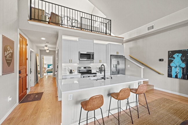 Photo - 311 Eagleland Dr