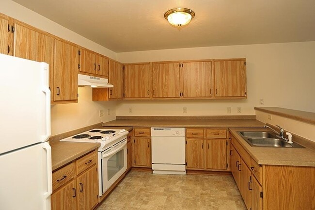 Photo - FOX RIDGE ESTATES