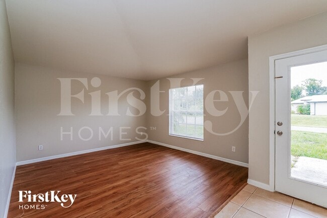 Photo - 6490 Chabot Ave