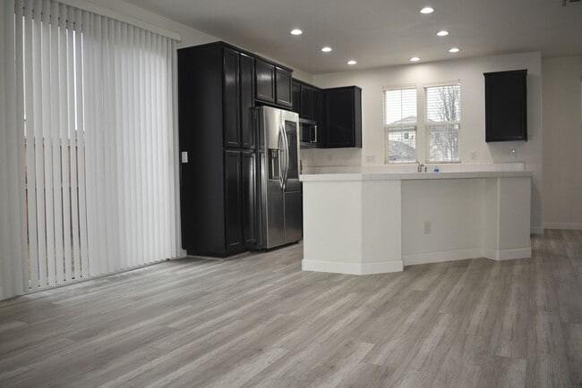 Photo - 4931 Trouville Ln