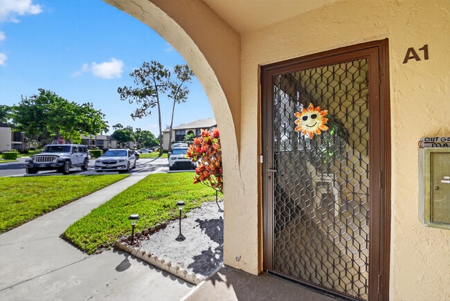 Photo - 426 Pine Glen Ln Unidad A-1