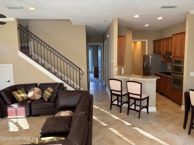 Photo - 1962 N Loop Pkwy