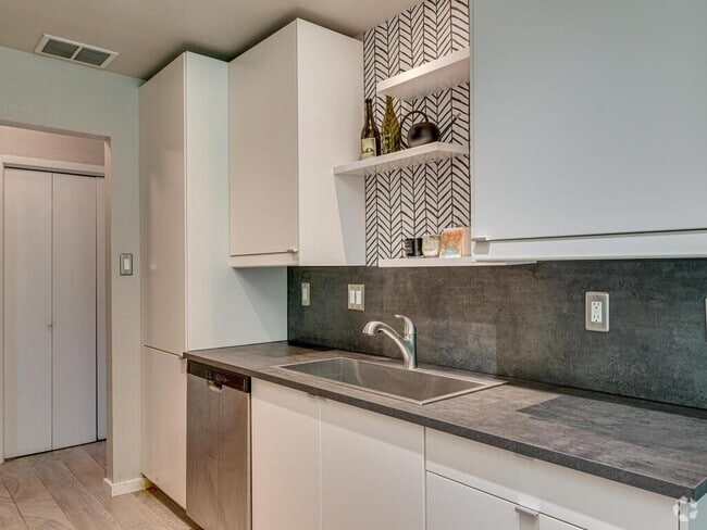 Building Photo - 12505 Brandywine Ct Rental