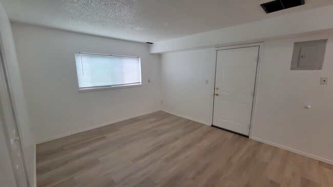 Living room - 6640 Provincial Dr Unit 6640