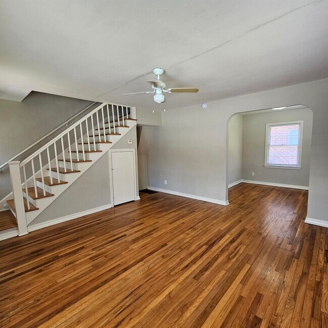 124 S Franklin Blvd