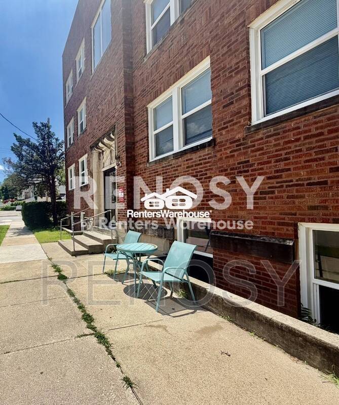 Photo - 3607 Ingersoll Ave