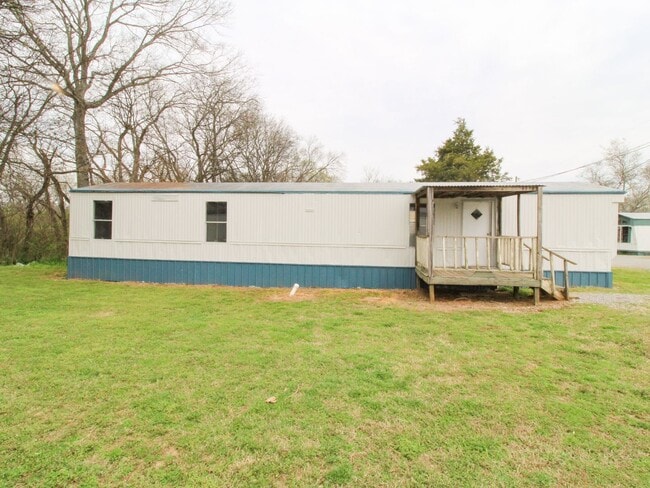 Photo - Close to downtown Pulaski!