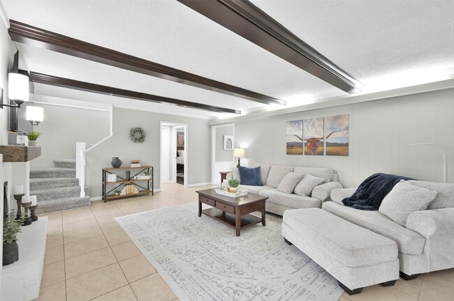 Photo - 223 Birchwood Dr